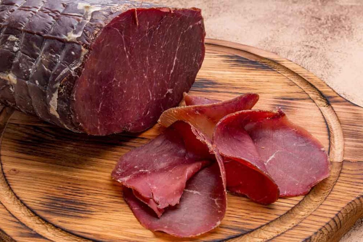 Los embutidos son un elemento habitual de nuestra dieta