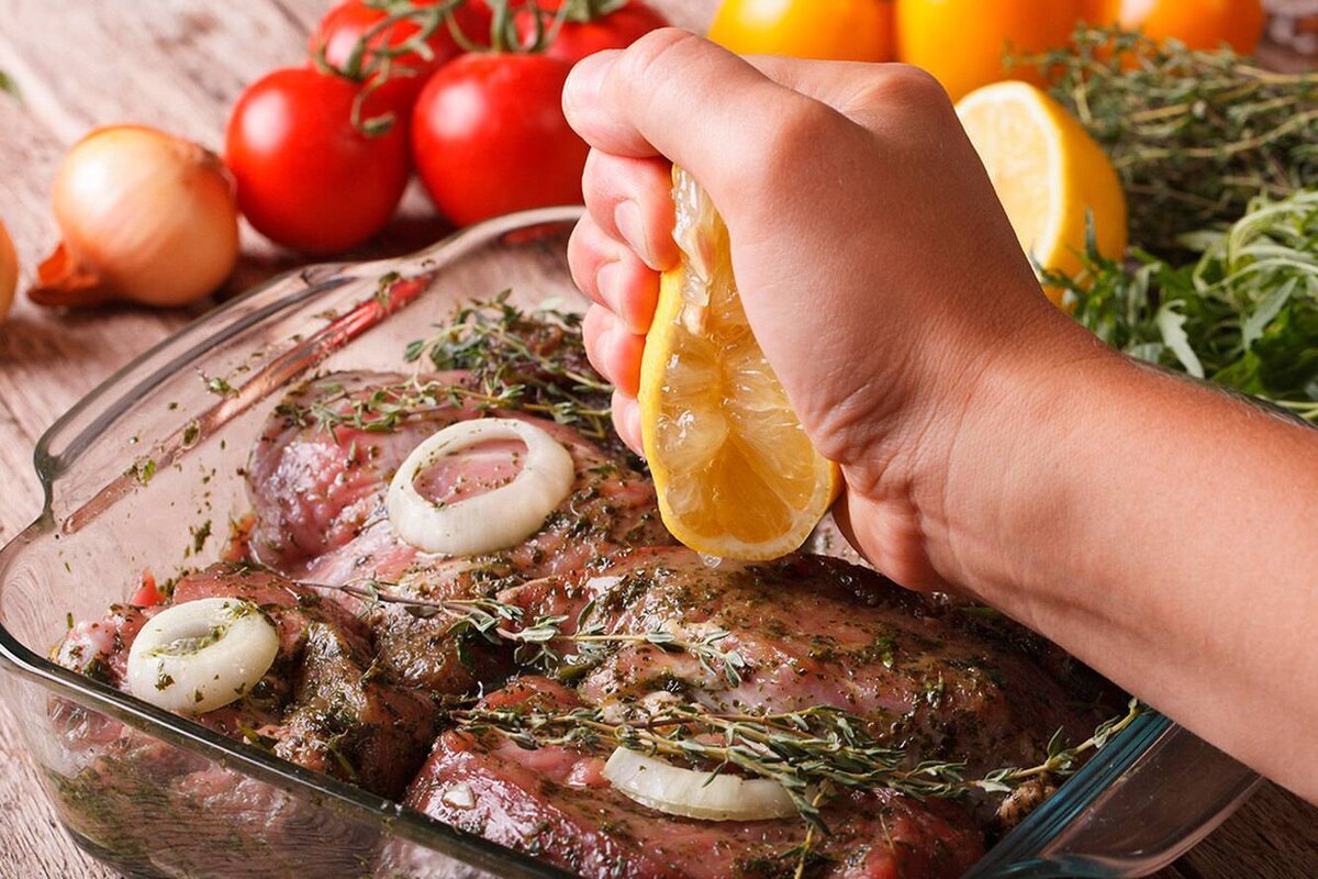 Los ácidos relajan suavemente las fibras de la carne