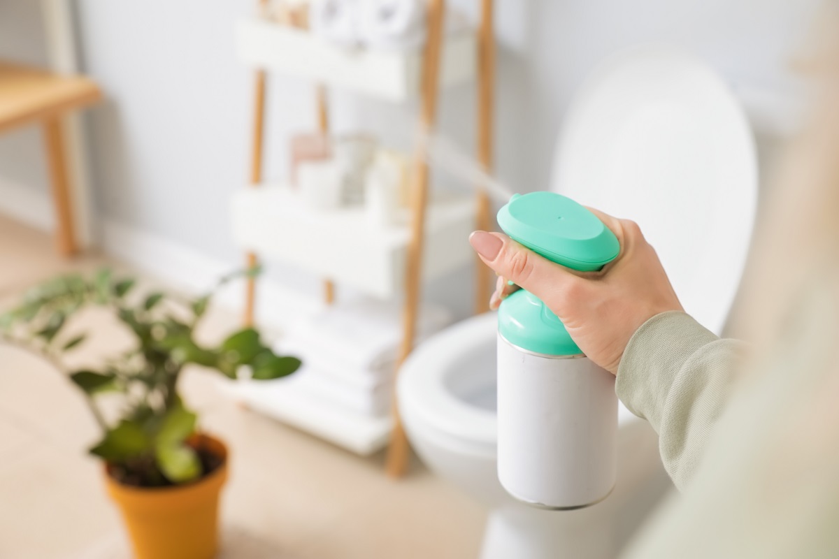 La lucha contra los malos olores comienza mucho antes de la limpieza clásica