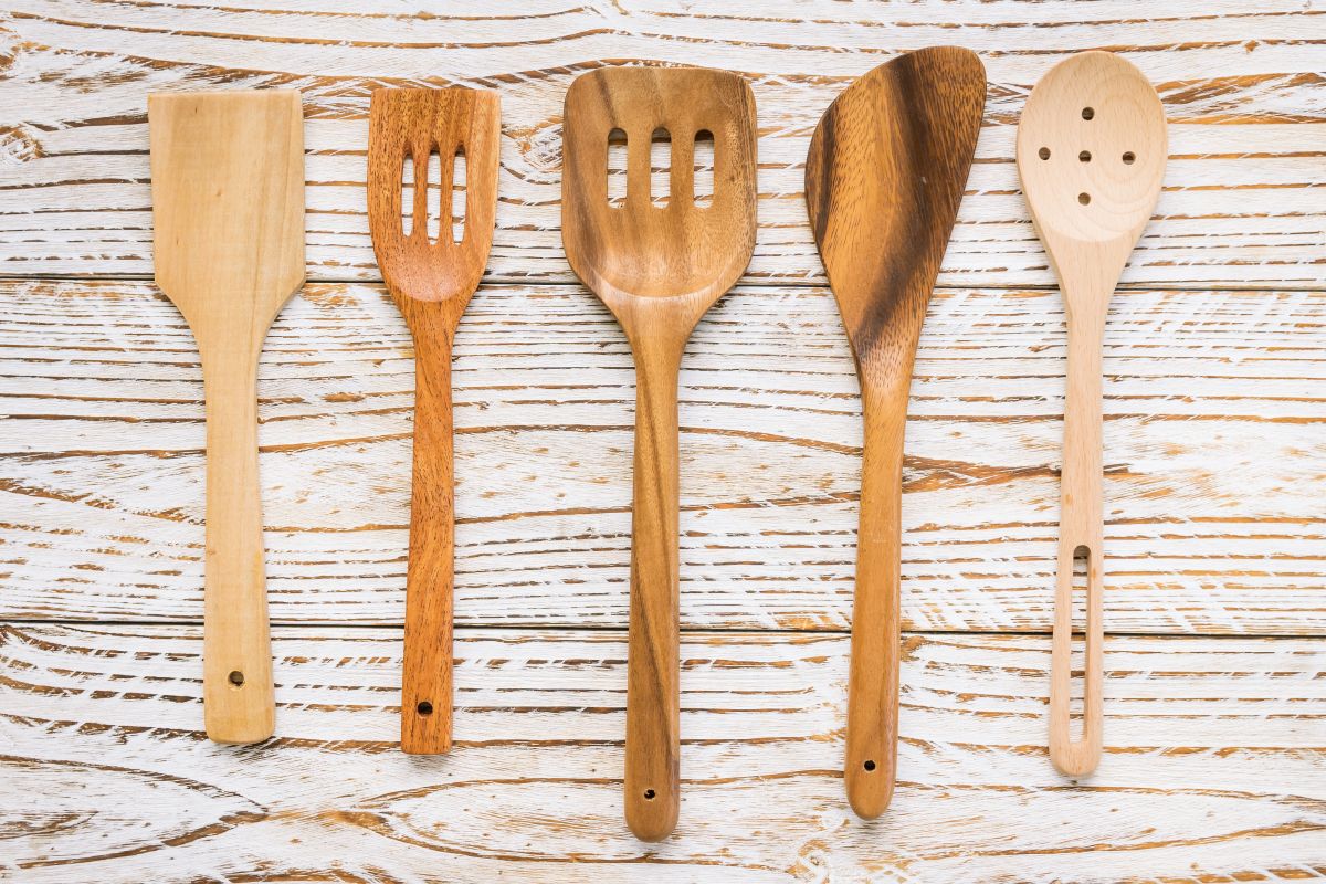 cucharas y espátulas de madera para cocina
