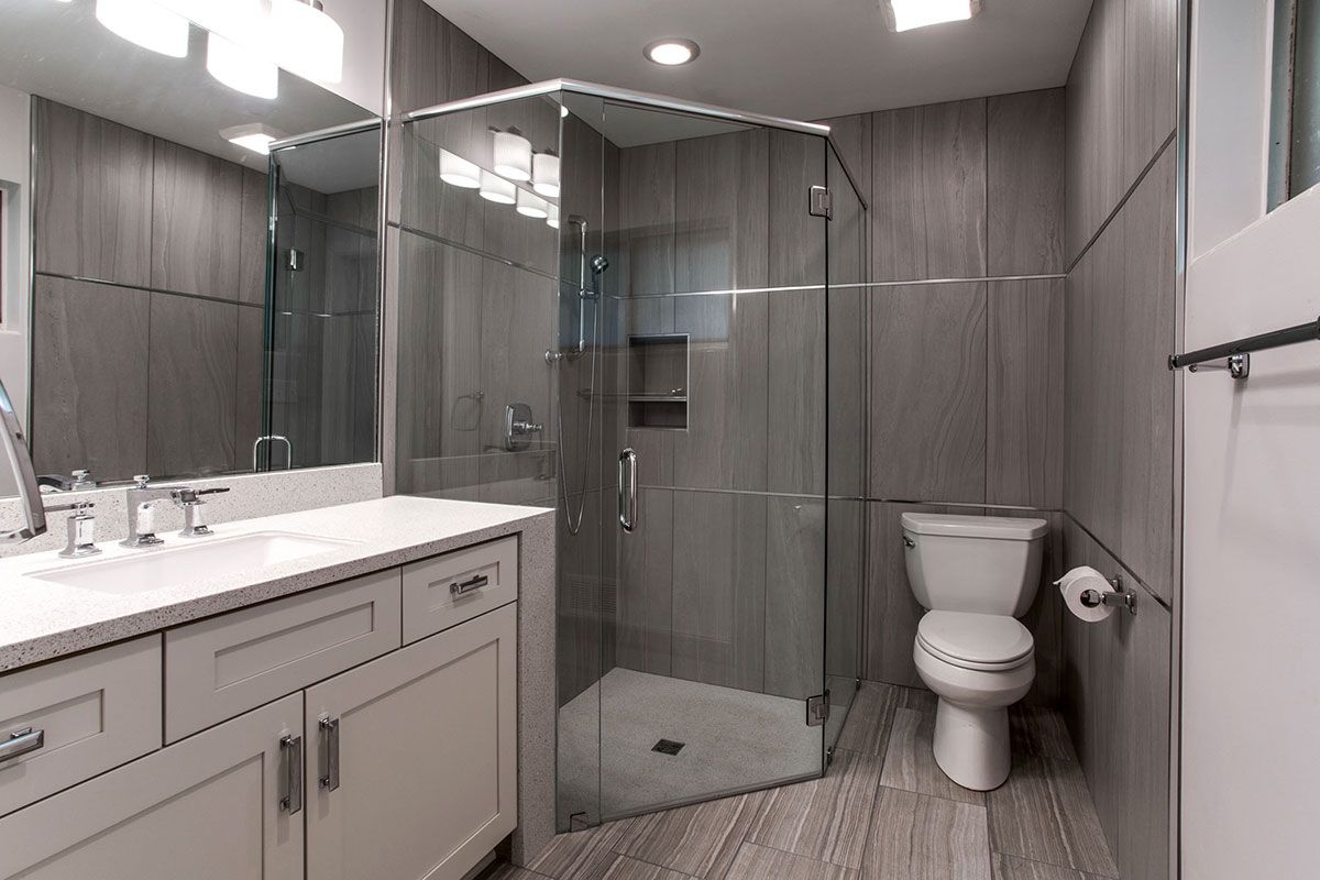 Cuartos de baño modernos sin umbrales