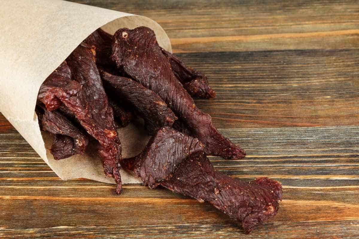 nosotros mismos contribuimos a acortar la vida útil de los embutidos